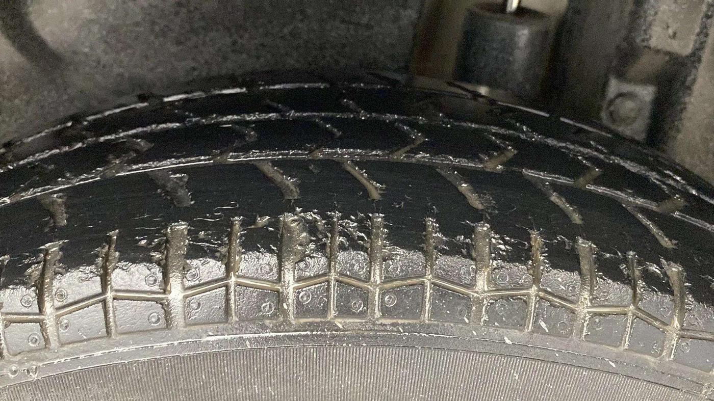 2013 Maruti Swift Dzire VXI, Petrol, Manual, 44,823 km, Left Rear Tyre Tread
