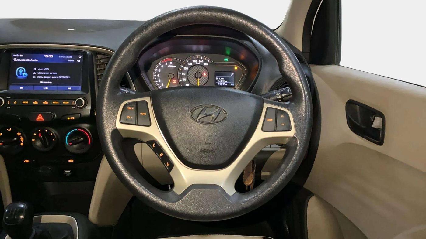 2020 Hyundai NEW SANTRO SPORTZ MT, Petrol, Manual, 35,887 km, Steering Wheel Close Up