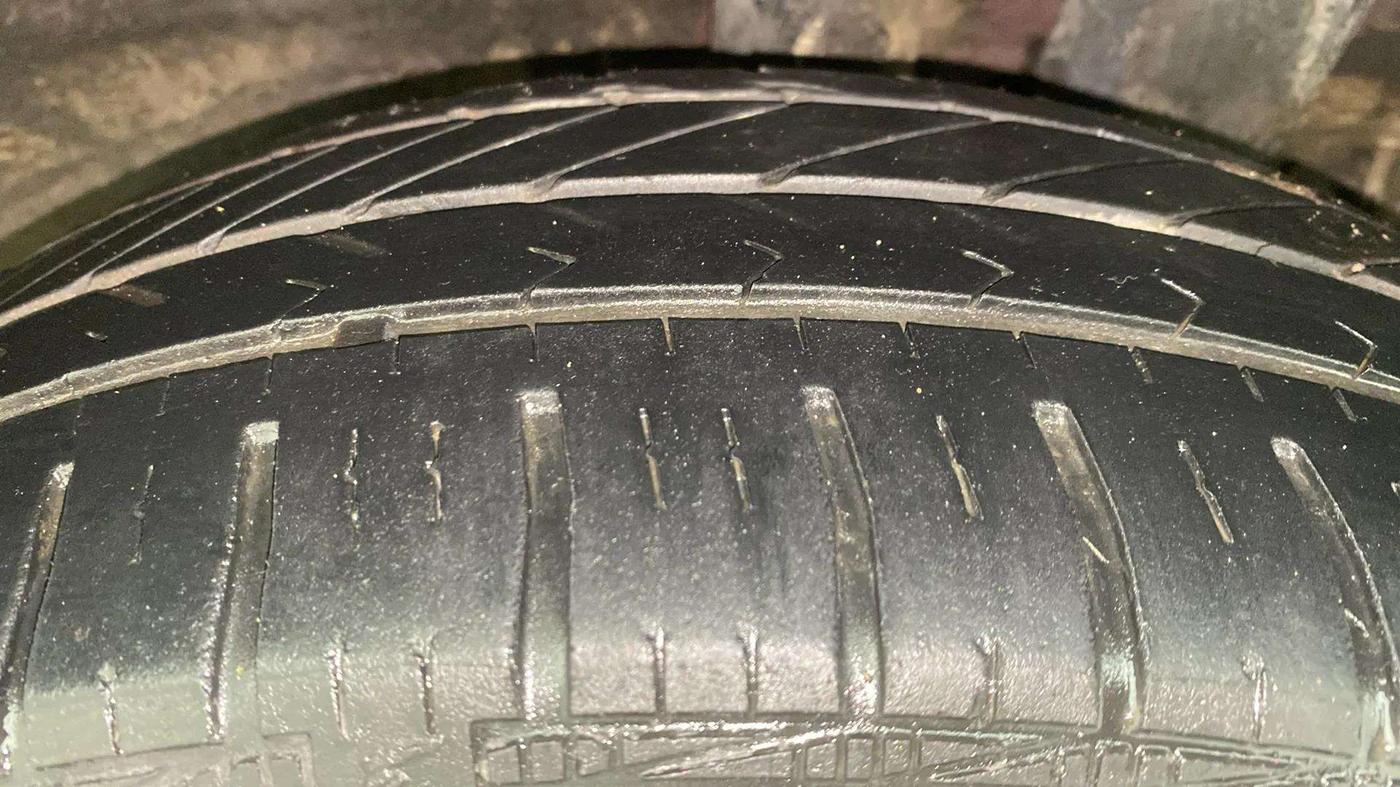 2014 Hyundai Grand i10 ASTA AT 1.2 KAPPA VTVT, Petrol, Automatic, 88,919 km, Left Rear Tyre Tread