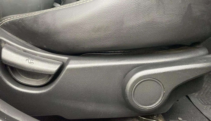 2014 Hyundai Grand i10 ASTA AT 1.2 KAPPA VTVT, Petrol, Automatic, 88,919 km, Driver Side Adjustment Panel
