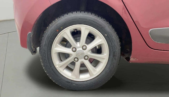 2014 Hyundai Grand i10 ASTA AT 1.2 KAPPA VTVT, Petrol, Automatic, 88,919 km, Right Rear Wheel