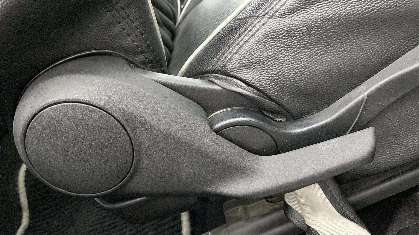 2021 Maruti Swift VXI, Petrol, Manual, 35,963 km, Driver Side Adjustment Panel