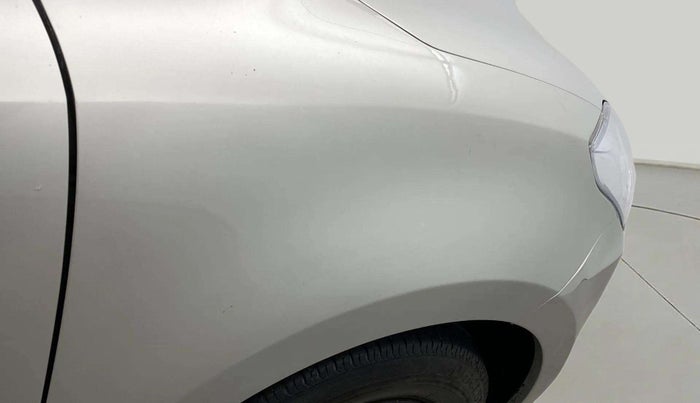 2021 Maruti Swift VXI, Petrol, Manual, 35,952 km, Right fender - Paint has minor damage