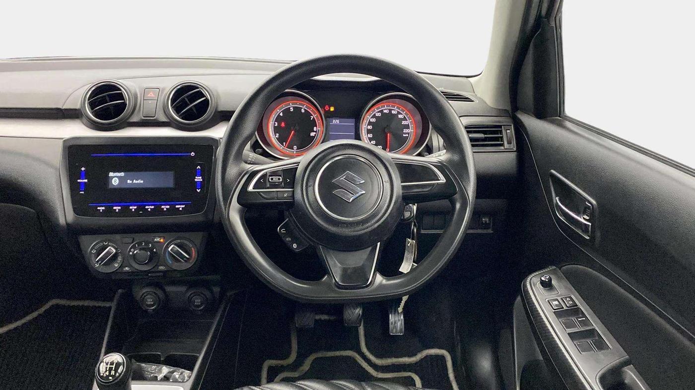 2021 Maruti Swift VXI, Petrol, Manual, 35,963 km, Steering Wheel Close Up
