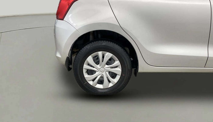 2021 Maruti Swift VXI, Petrol, Manual, 35,952 km, Right Rear Wheel