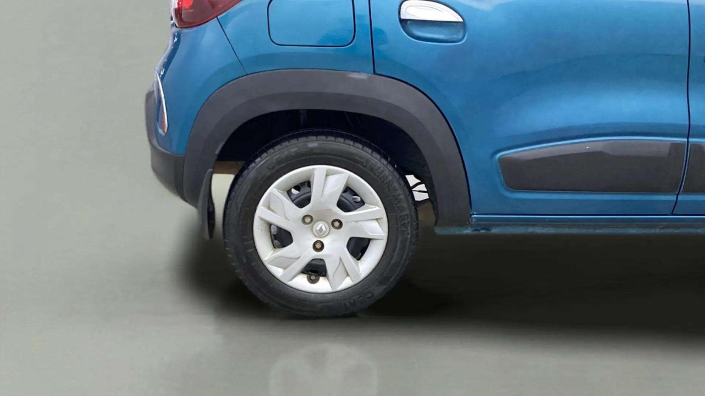 2022 Renault Kwid RXT 1.0, Petrol, Manual, 14,351 km, Right Rear Wheel