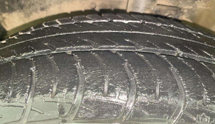 2017 Maruti Celerio ZXI AMT, Petrol, Automatic, 41,018 km, Left Front Tyre Tread