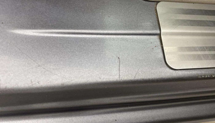 2017 Maruti Celerio ZXI AMT, Petrol, Automatic, 41,018 km, Right running board - Slightly dented