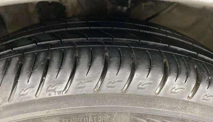 2018 Hyundai Creta SX PLUS AT 1.6 PETROL, Petrol, Automatic, 56,649 km, Left Front Tyre Tread