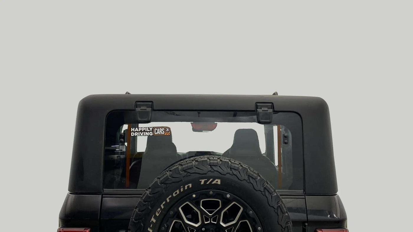 2022 Mahindra Thar LX D AT 4WD HT, Diesel, Automatic, 56,126 km, Rear Windshield