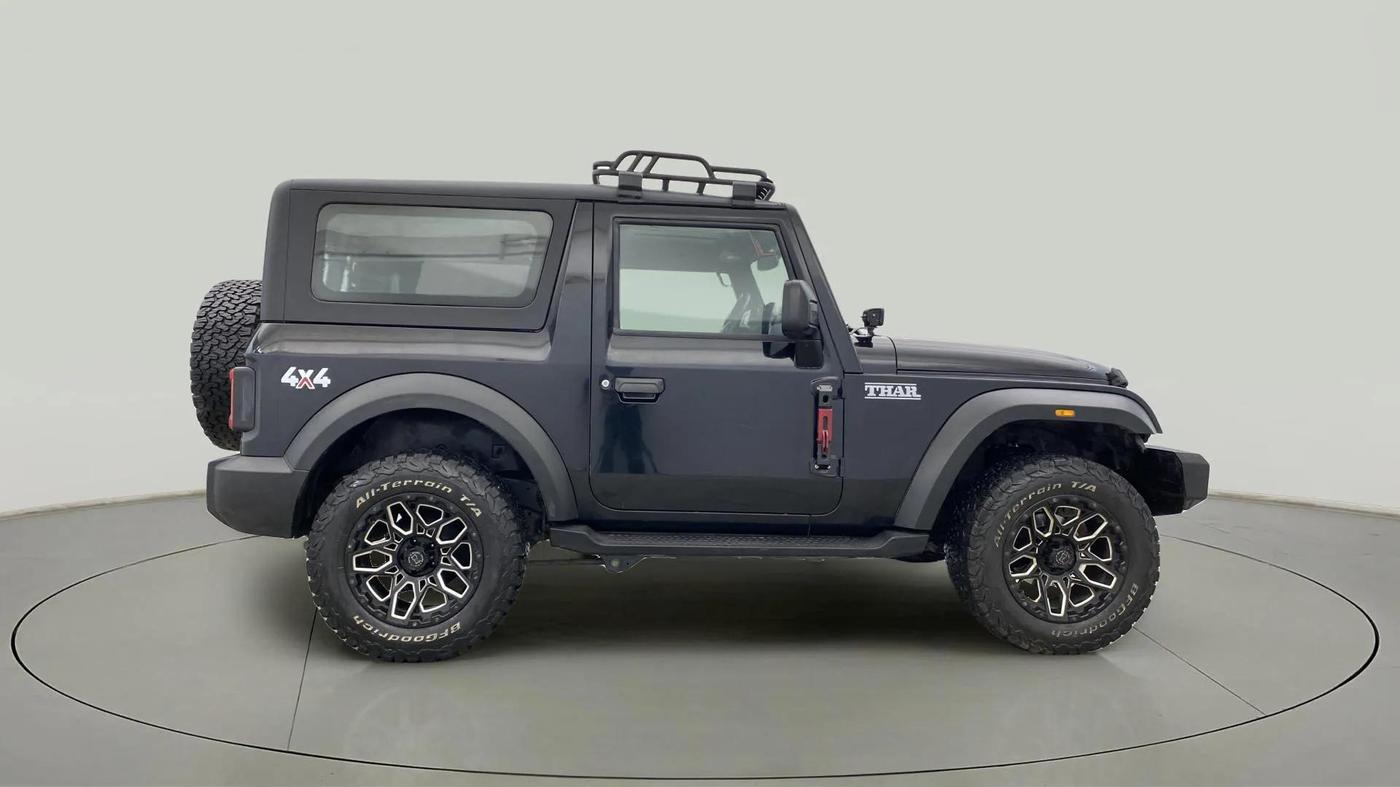 2022 Mahindra Thar LX D AT 4WD HT, Diesel, Automatic, 56,126 km, Right Side View