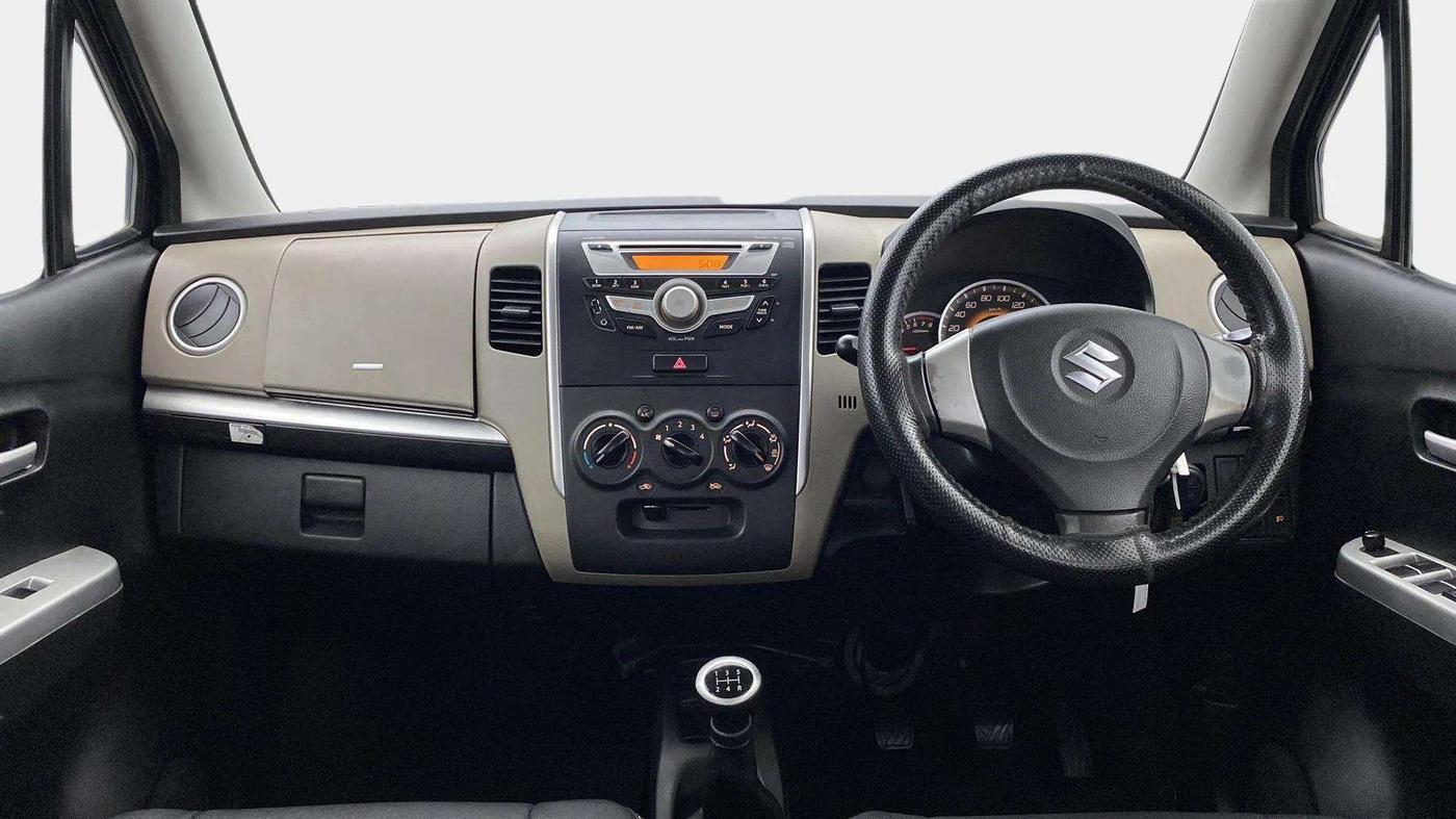2013 Maruti Wagon R 1.0 VXI, Petrol, Manual, 68,643 km, Dashboard