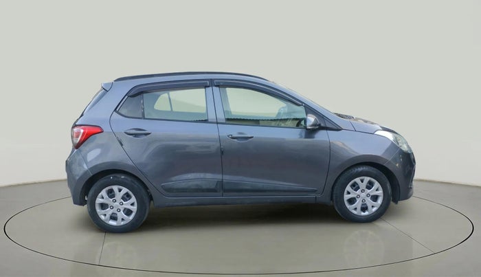 2015 Hyundai Grand i10 SPORTZ 1.2 KAPPA VTVT, Petrol, Manual, 87,025 km, Right Side View