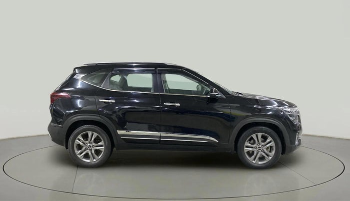 2020 KIA SELTOS HTX 1.5 PETROL, Petrol, Manual, 64,971 km, Right Side View