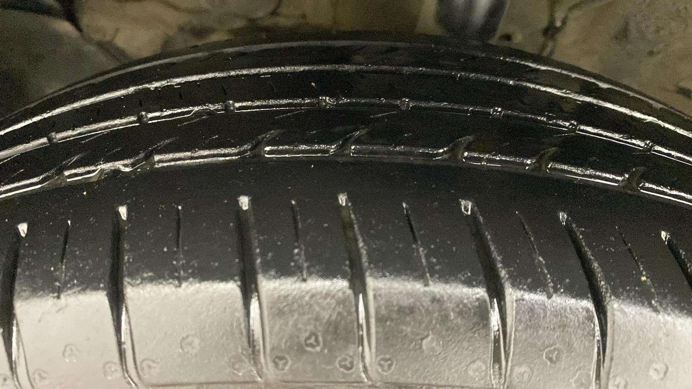 2022 KIA SELTOS HTK PLUS 1.5 IMT, Petrol, Manual, 23,294 km, Left Front Tyre Tread