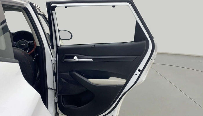 2022 KIA SELTOS HTK PLUS 1.5 IMT, Petrol, Manual, 23,294 km, RHS Rear Door