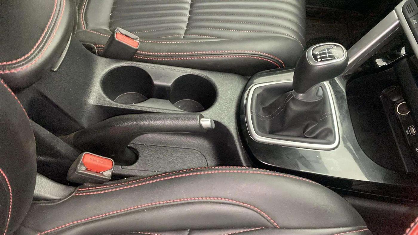 2022 KIA SELTOS HTK PLUS 1.5 IMT, Petrol, Manual, 23,294 km, Gear Lever