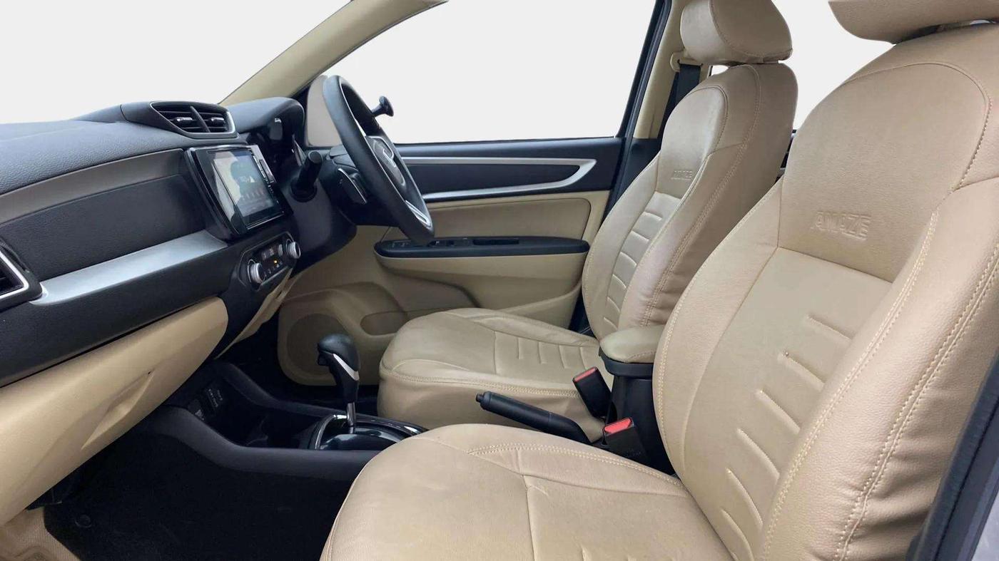 2022 Honda Amaze 1.2L I-VTEC VX CVT, Petrol, Automatic, 14,595 km, Right Side Front Door Cabin