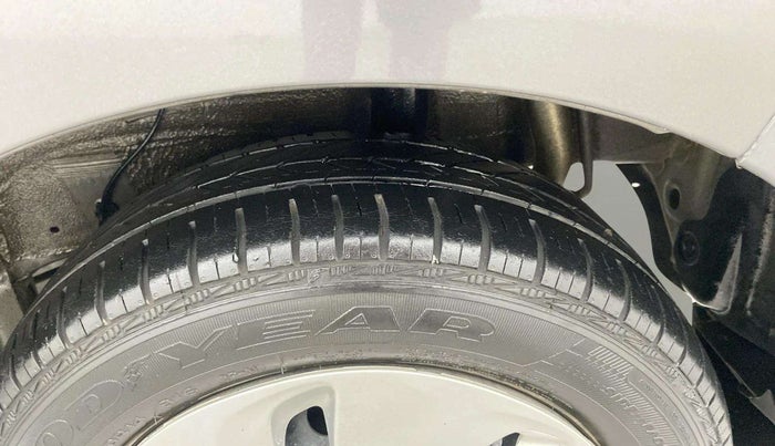 2020 Maruti Celerio VXI (O) CNG, CNG, Manual, 15,373 km, Left Front Tyre Tread