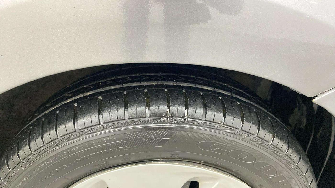 2020 Maruti Celerio VXI (O) CNG, CNG, Manual, 15,610 km, Right Front Tyre Tread