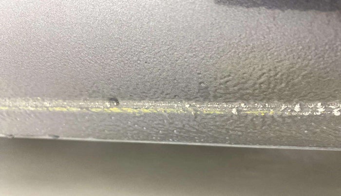 2016 Maruti Swift VXI, Petrol, Manual, 26,024 km, Left running board - Minor scratches
