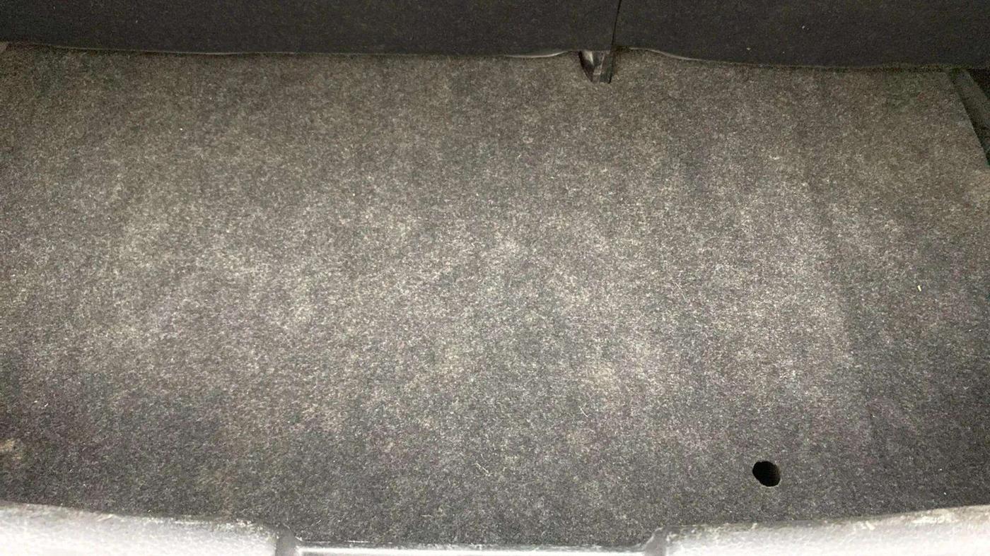 2016 Maruti Swift VXI, Petrol, Manual, 26,024 km, Boot Inside