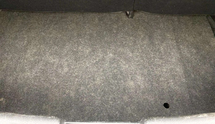 2016 Maruti Swift VXI, Petrol, Manual, 26,024 km, Boot Inside