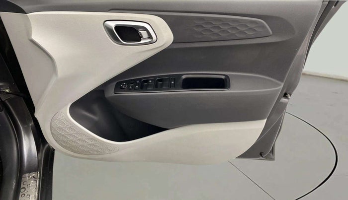 2021 Hyundai GRAND I10 NIOS SPORTZ 1.2 KAPPA VTVT, Petrol, Manual, 44,134 km, Driver Side Door Panels Control