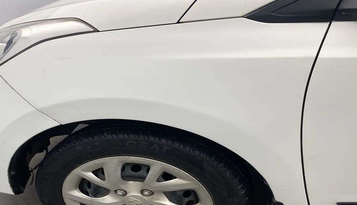 2018 Hyundai Grand i10 SPORTZ 1.2 KAPPA VTVT, Petrol, Manual, 34,759 km, Left fender - Paint has minor damage