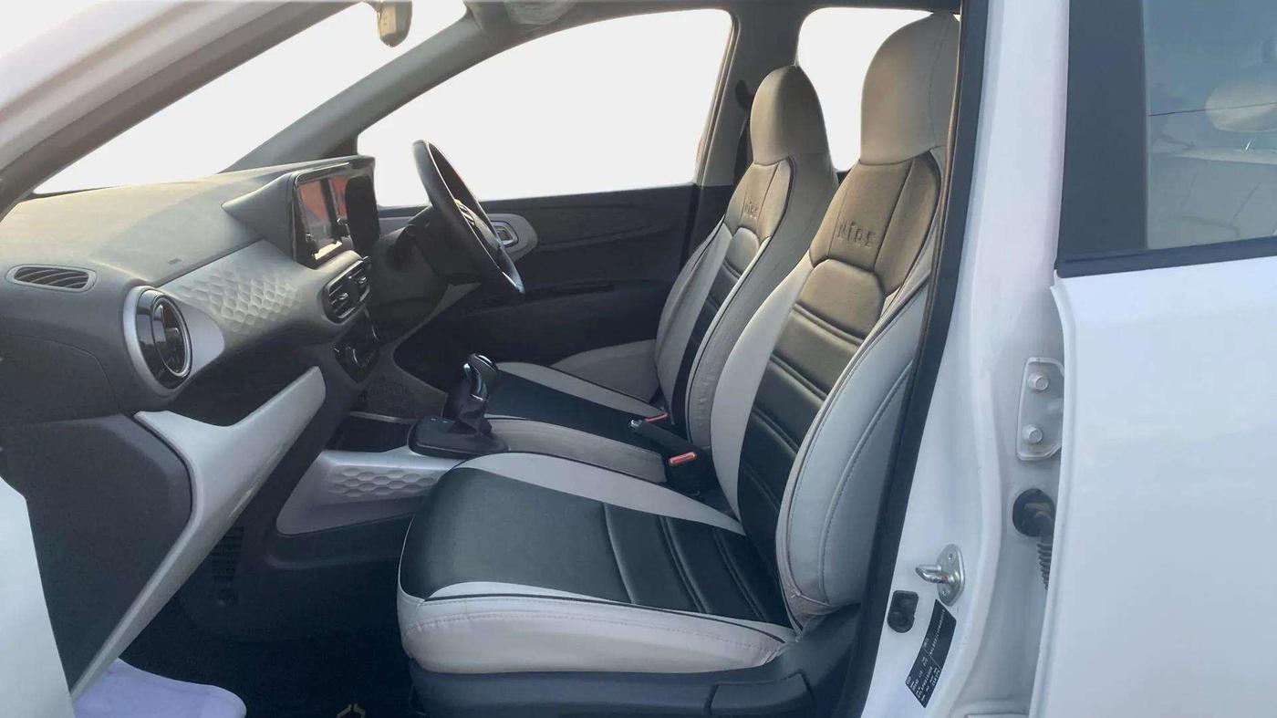 2023 Hyundai GRAND I10 NIOS ASTA AMT 1.2 KAPPA VTVT, Petrol, Automatic, 18,717 km, Right Side Front Door Cabin