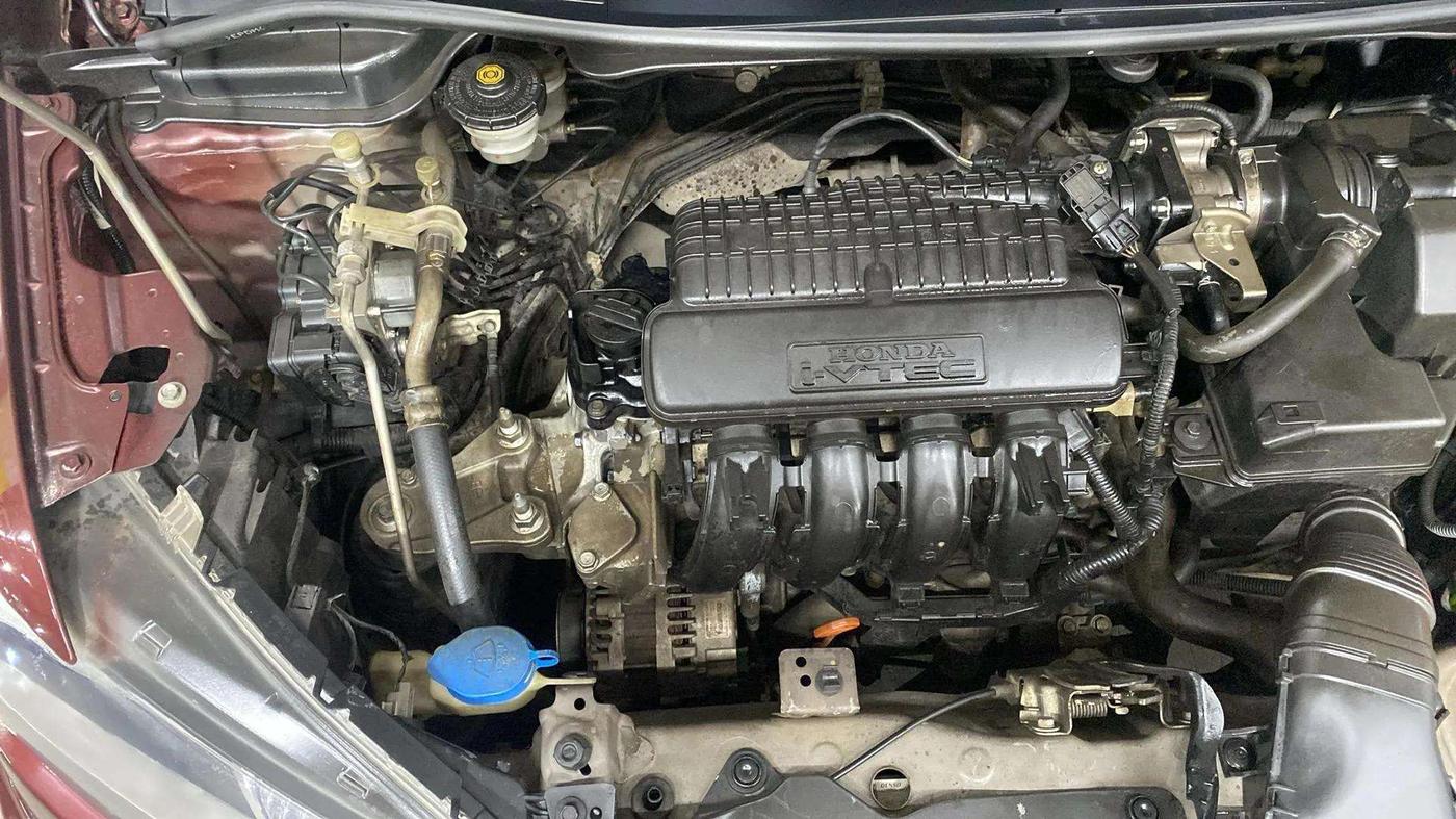 2018 Honda Jazz 1.2L I-VTEC V, Petrol, Manual, 35,737 km, Engine View - Right
