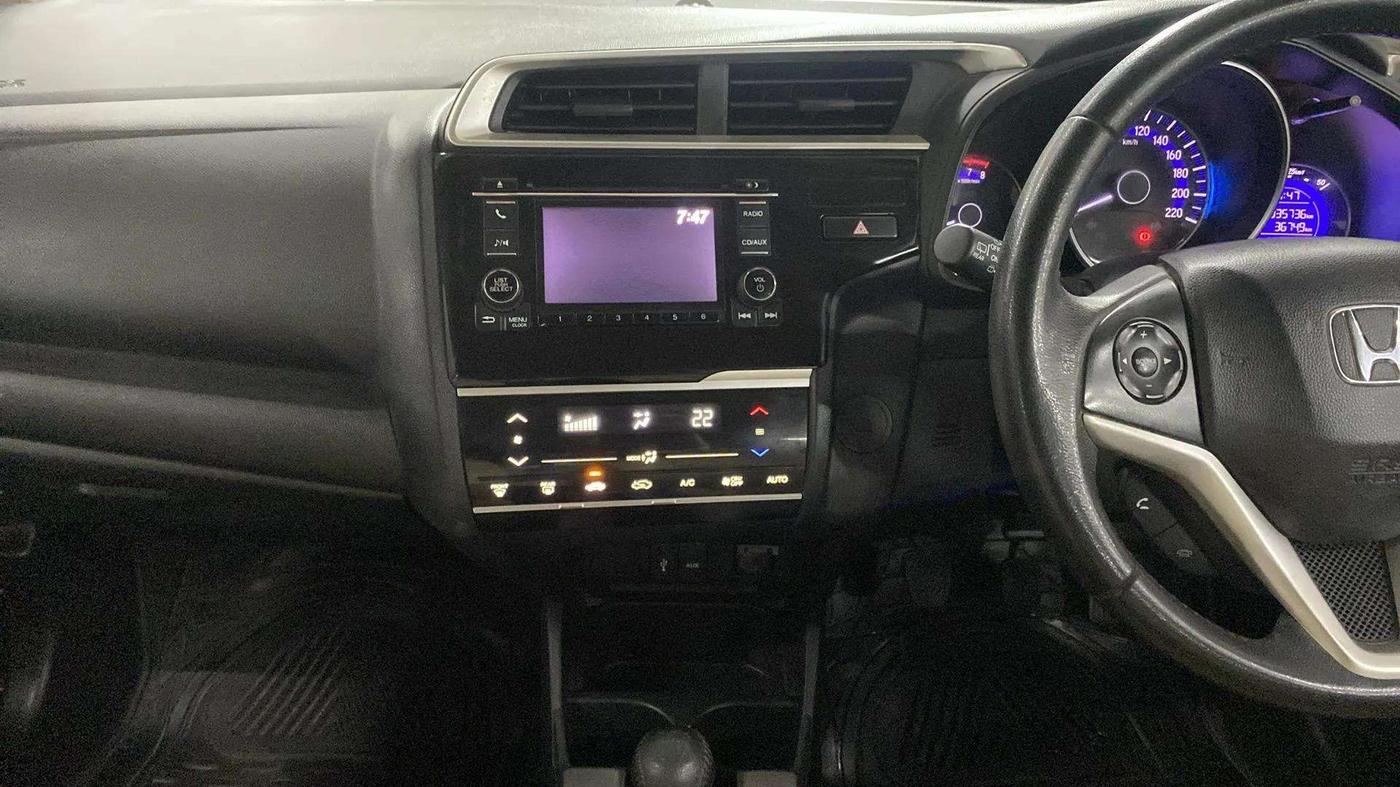 2018 Honda Jazz 1.2L I-VTEC V, Petrol, Manual, 35,737 km, Air Conditioner