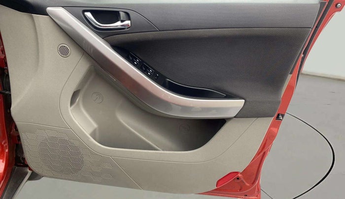 2018 Tata NEXON XZA PLUS DIESEL, Diesel, Automatic, 63,263 km, Driver Side Door Panels Control