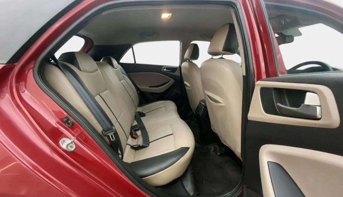 2015 Hyundai Elite i20 SPORTZ 1.2, Petrol, Manual, 43,266 km, Right Side Rear Door Cabin