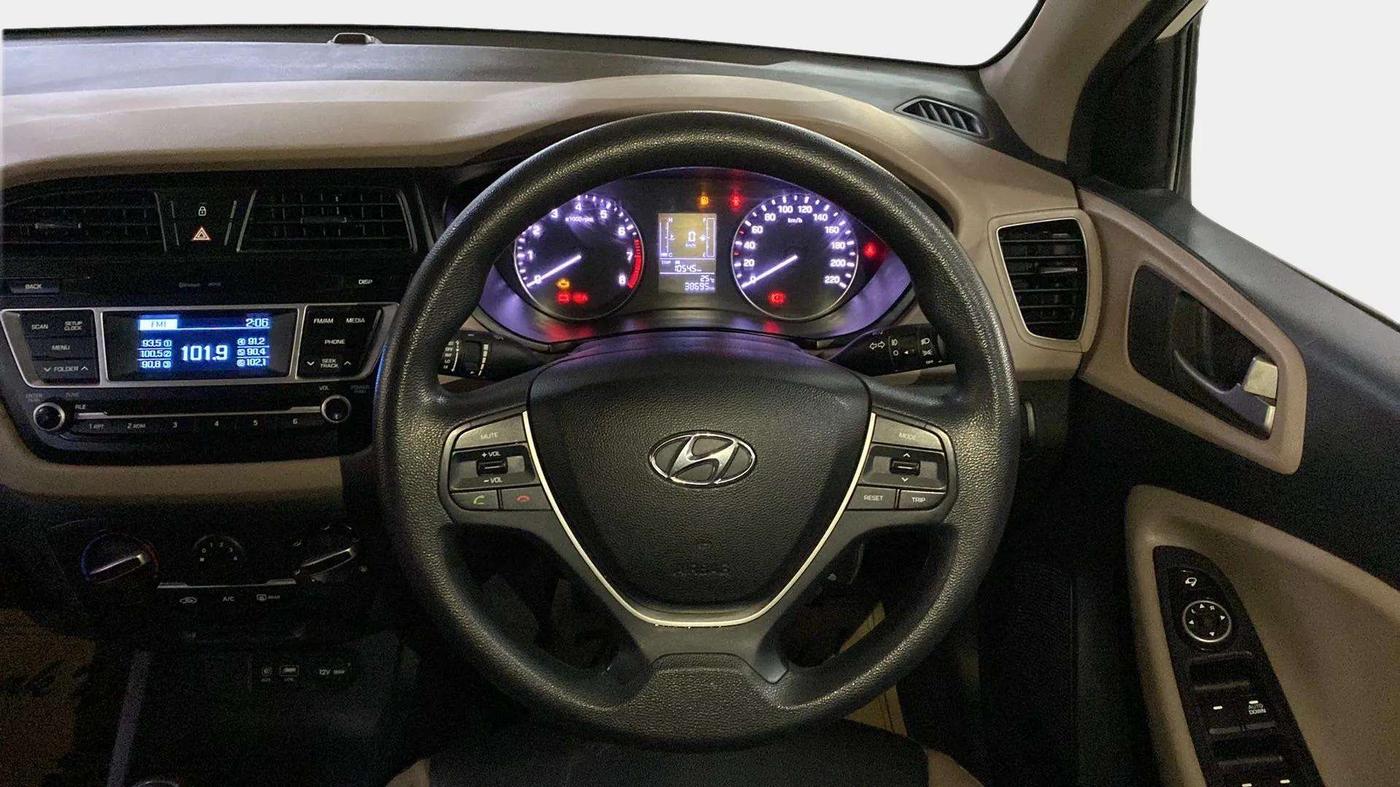 2018 Hyundai Elite i20 SPORTZ 1.2, Petrol, Manual, 38,720 km, Steering Wheel Close Up