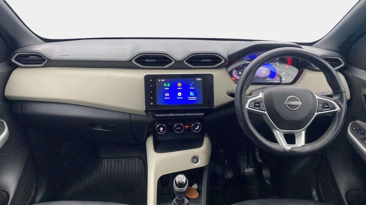 2021 Nissan MAGNITE XV MT, Petrol, Manual, 25,119 km, Dashboard