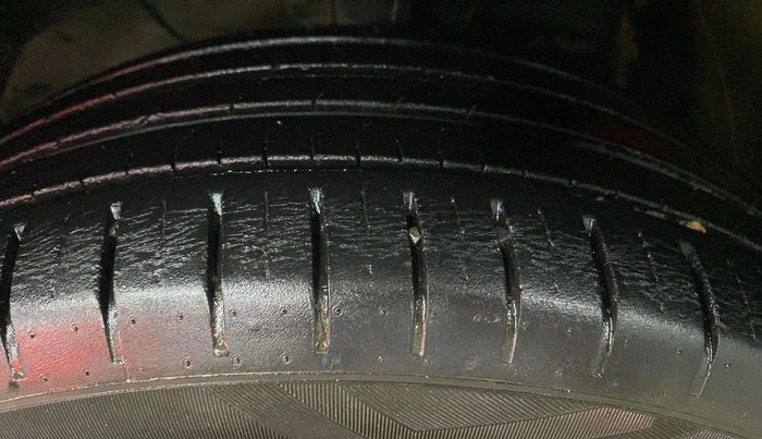 2019 Maruti Baleno ZETA PETROL 1.2, Petrol, Manual, 22,481 km, Left Front Tyre Tread