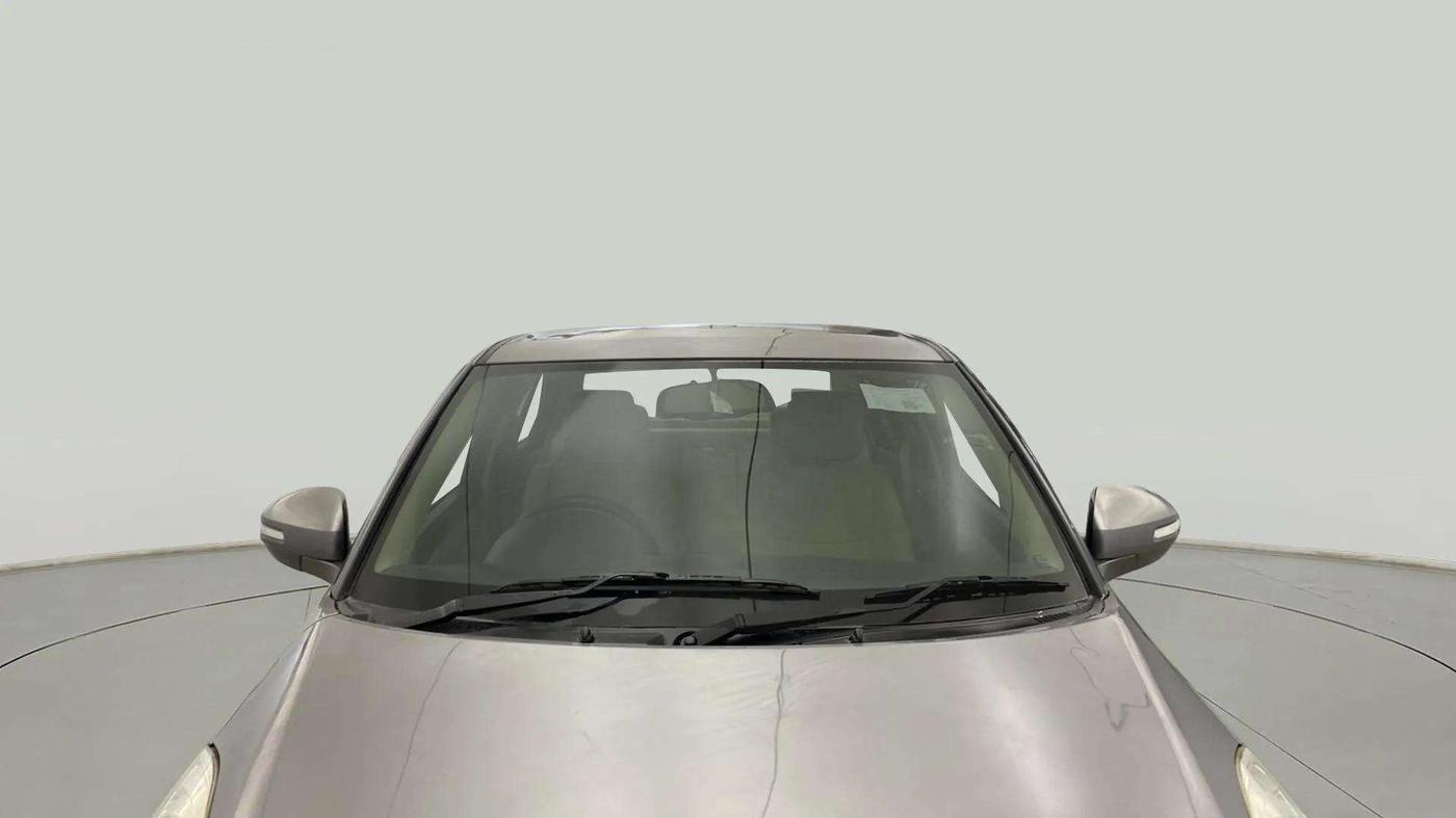 2014 Maruti Swift Dzire VXI, Petrol, Manual, 44,061 km, Front Windshield