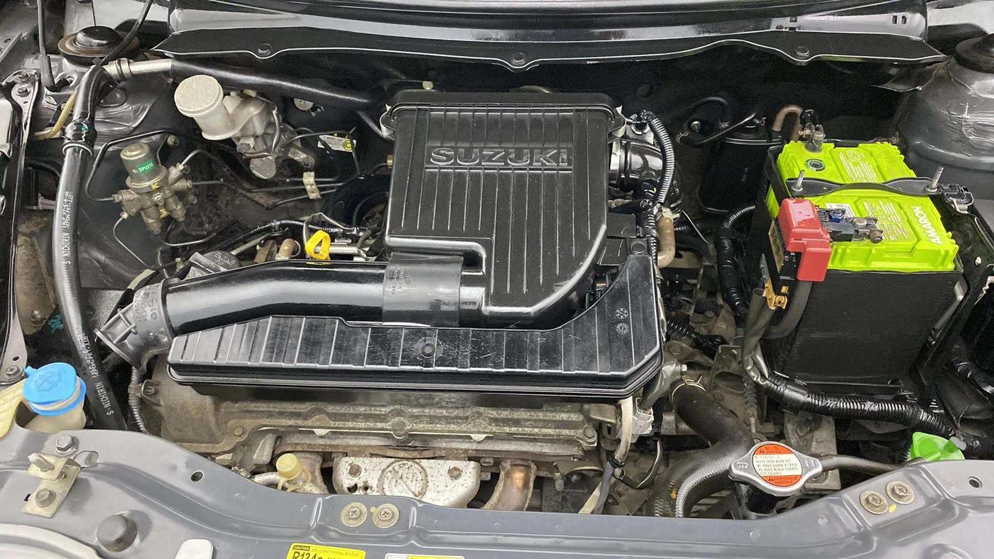 2014 Maruti Swift Dzire VXI, Petrol, Manual, 44,061 km, Engine View