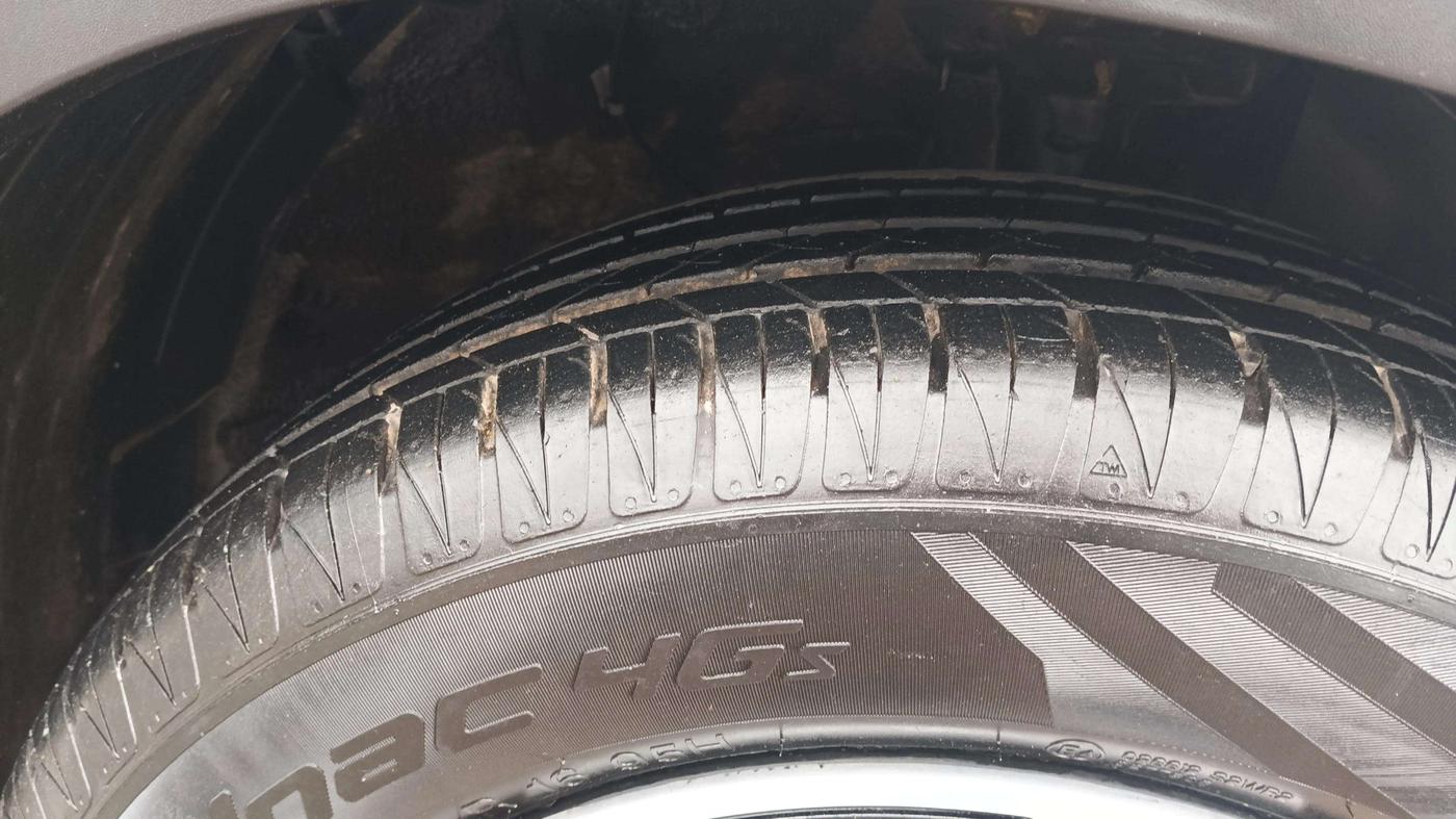 2024 KIA SONET HTX 1.5 DIESEL IMT, Diesel, Manual, 9,179 km, Right Front Tyre Tread