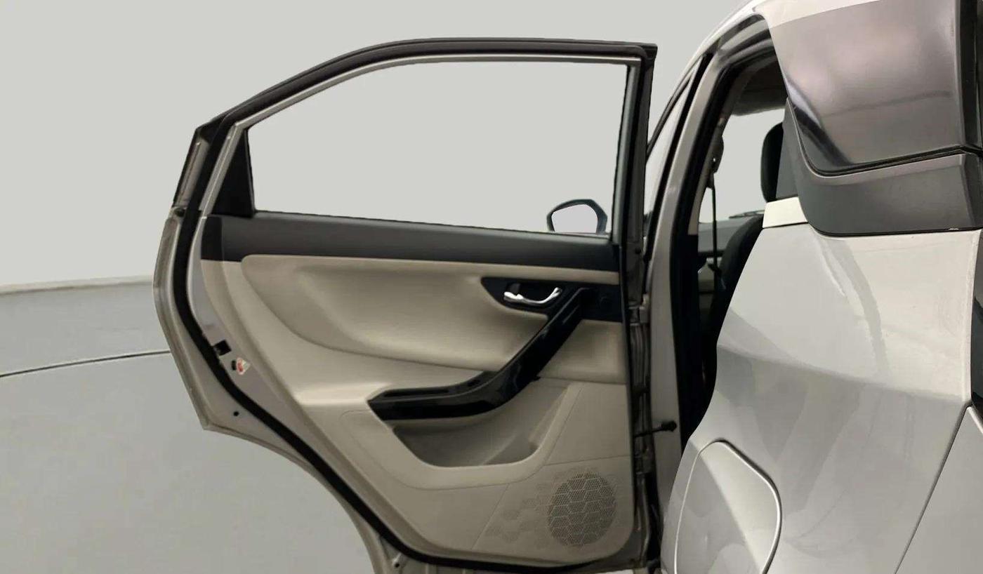 2020 Tata NEXON XZA PLUS PETROL, Petrol, Automatic, 27,459 km, LHS Rear Door