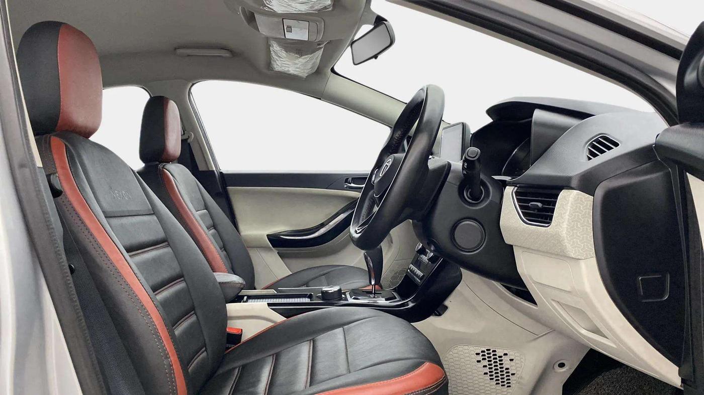 2020 Tata NEXON XZA PLUS PETROL, Petrol, Automatic, 27,459 km, Right Side Front Door Cabin