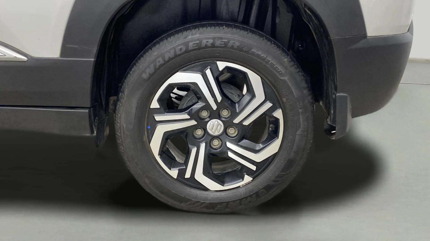 2023 Maruti BREZZA VXI SMART HYBRID, Petrol, Manual, 22,049 km, Left Rear Wheel