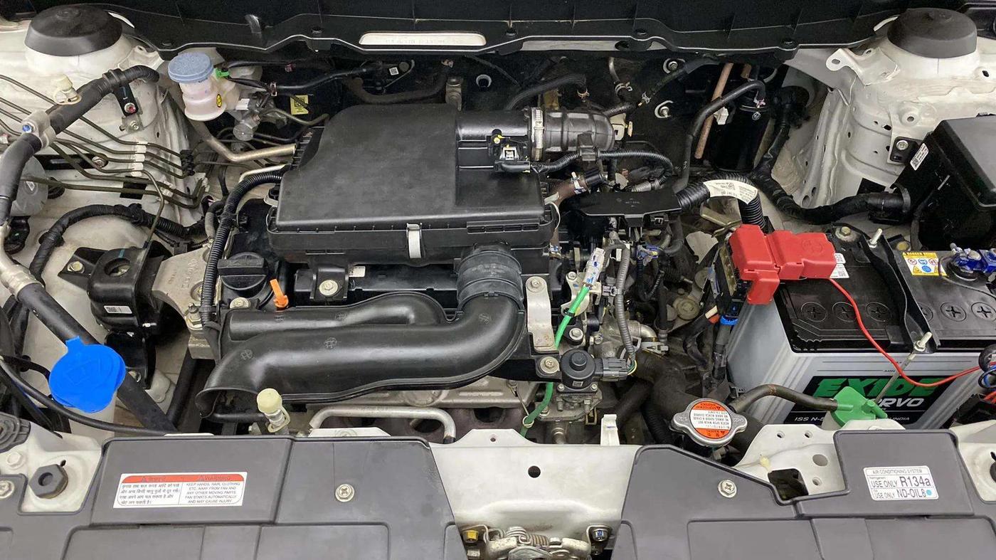 2023 Maruti BREZZA VXI SMART HYBRID, Petrol, Manual, 22,049 km, Engine View