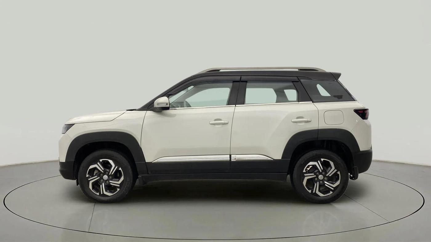 2023 Maruti BREZZA VXI SMART HYBRID, Petrol, Manual, 22,049 km, Left Side