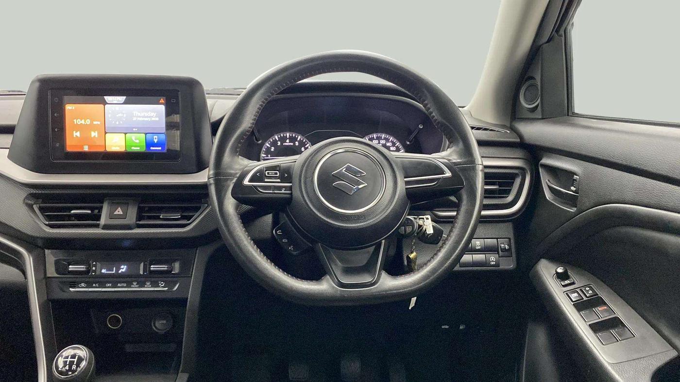 2023 Maruti BREZZA VXI SMART HYBRID, Petrol, Manual, 22,049 km, Steering Wheel Close Up