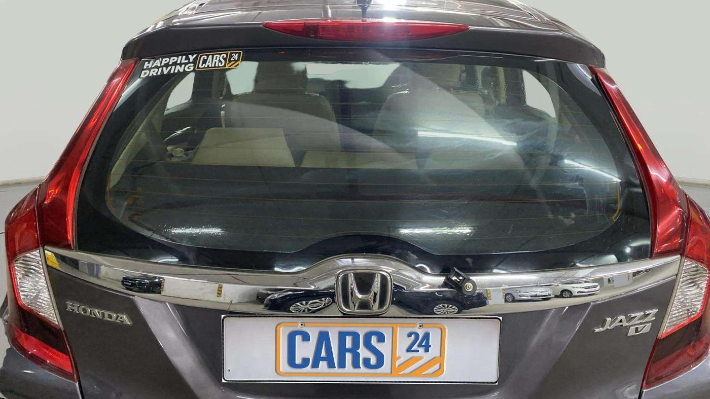 2018 Honda Jazz 1.2L I-VTEC V, Petrol, Manual, 60,714 km, Rear Windshield