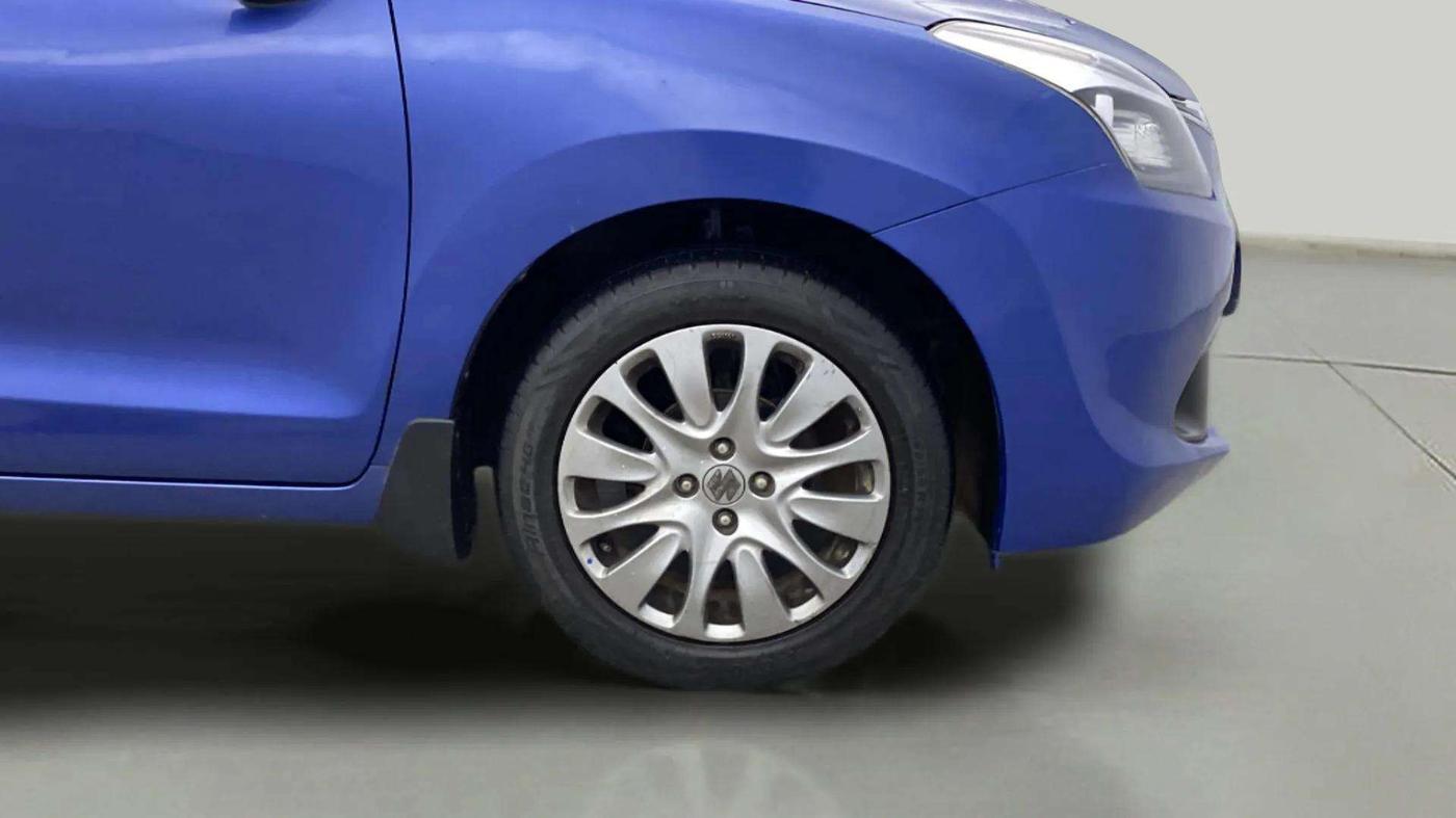 2016 Maruti Baleno ALPHA PETROL 1.2, Petrol, Manual, 41,129 km, Right Front Wheel
