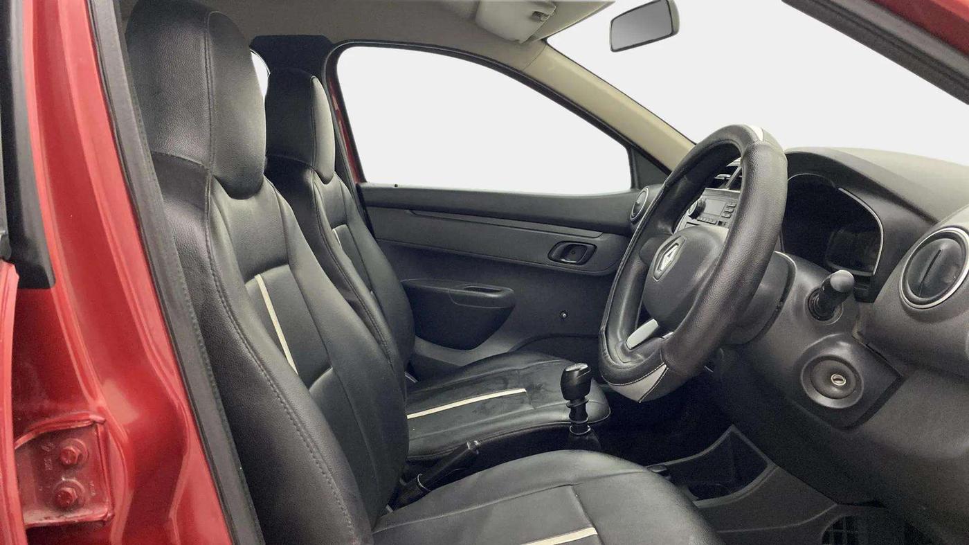 2015 Renault Kwid RXL, Petrol, Manual, 63,277 km, Right Side Front Door Cabin