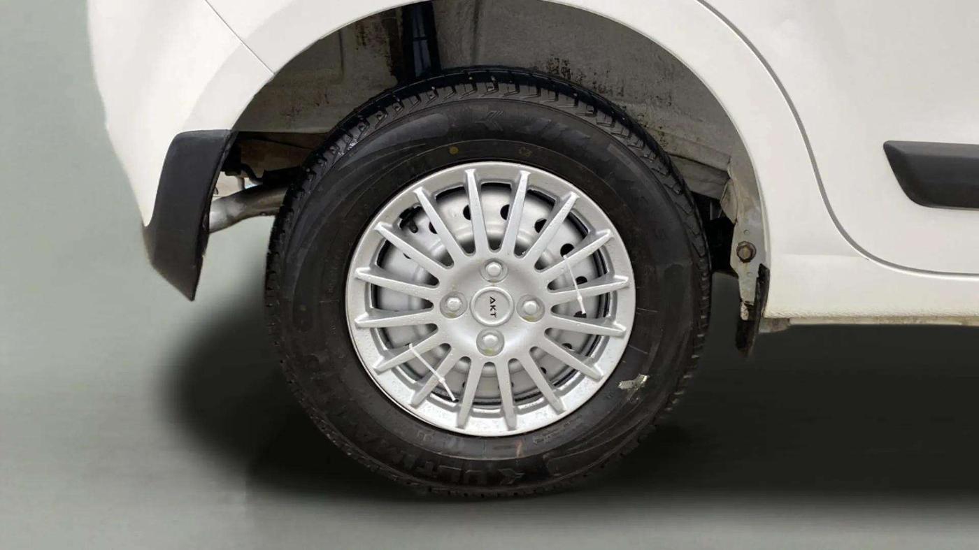 2024 Maruti New Wagon-R LXI CNG 1.0, CNG, Manual, 1,377 km, Right Rear Wheel